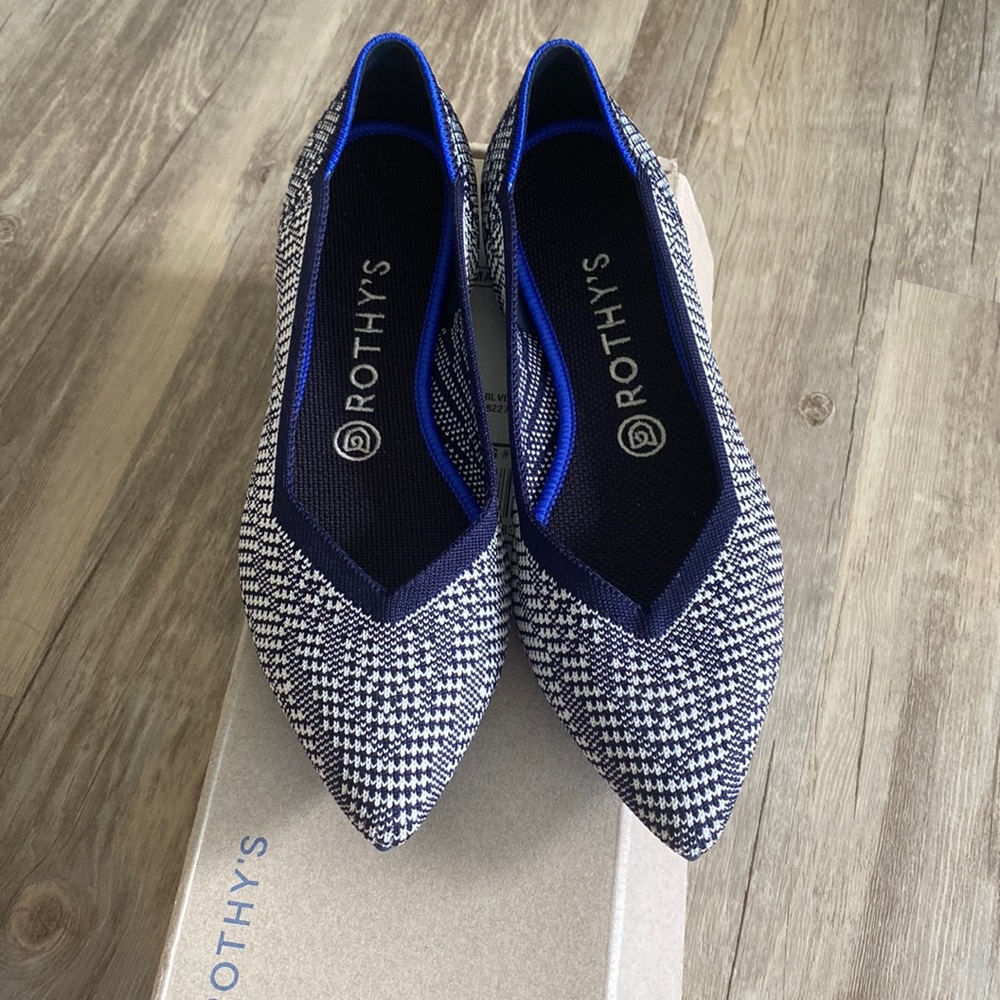Navy Houndstooth Point Rothy’s size 9 New/Never Worn